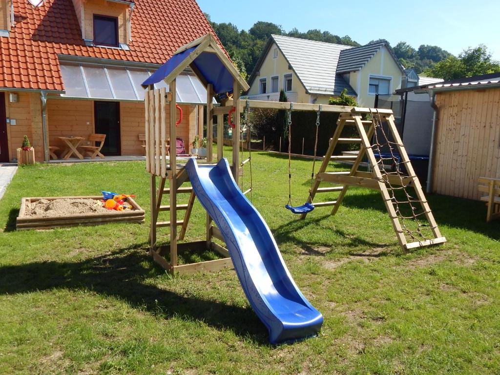Holzblockhaus Stark 8