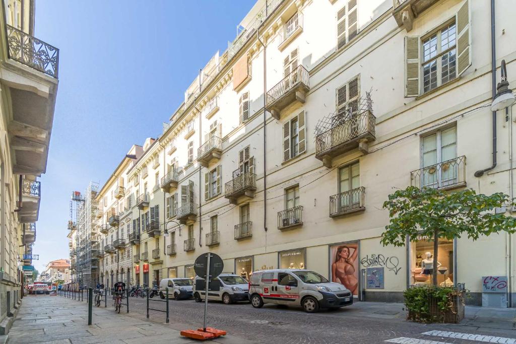 GuestHost - Classy Apartment near Museo Egizio 6