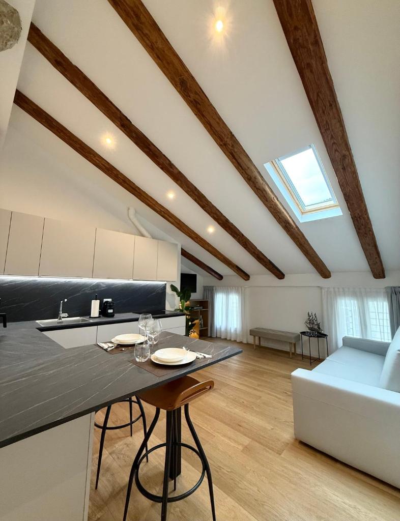 Lux Apartment Stazione 51 8