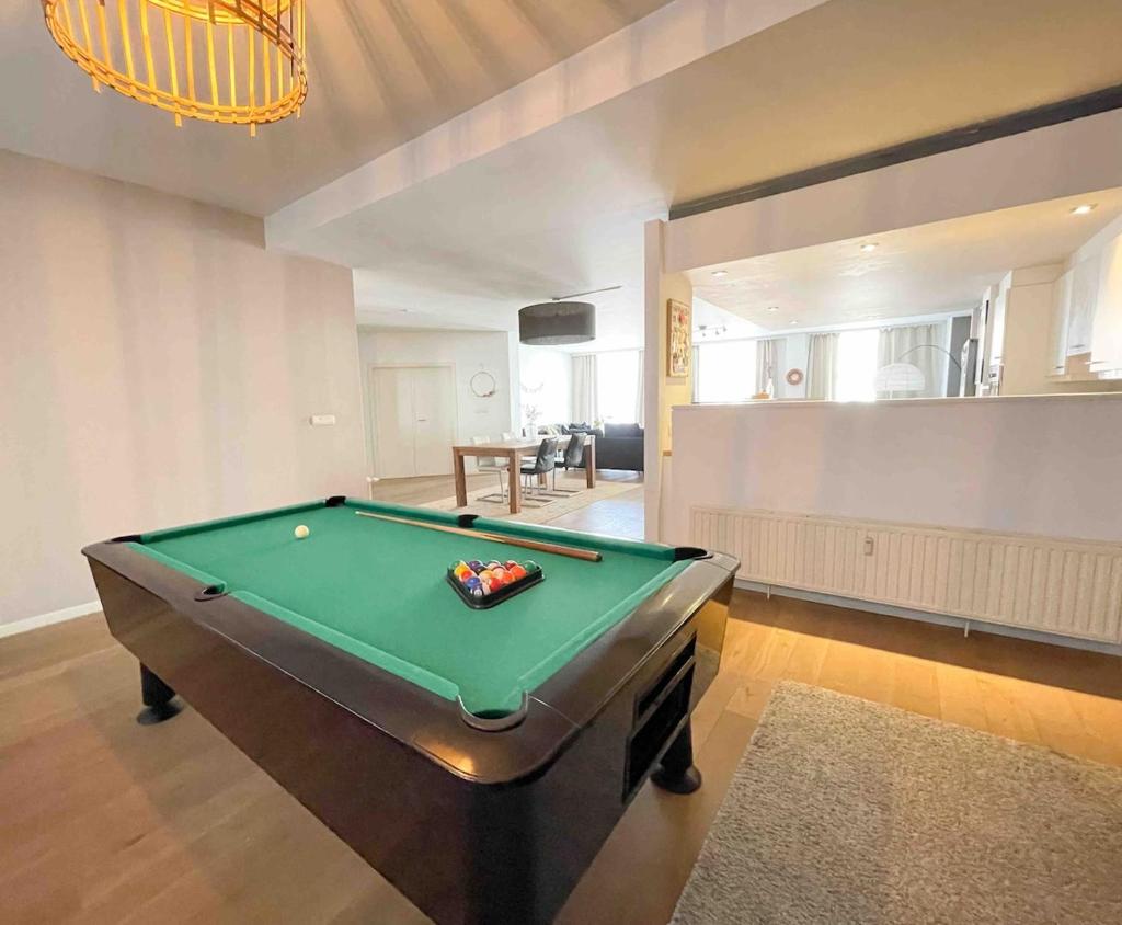 Charming, spacious & luxurious - 2-bedroom apartment at wonderful location 2
