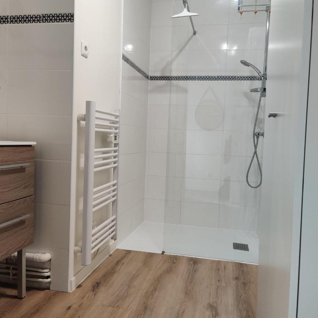 Maison indépendante avec piscine et jardin à Mérignac, à 15 min du centre de Bordeaux 3