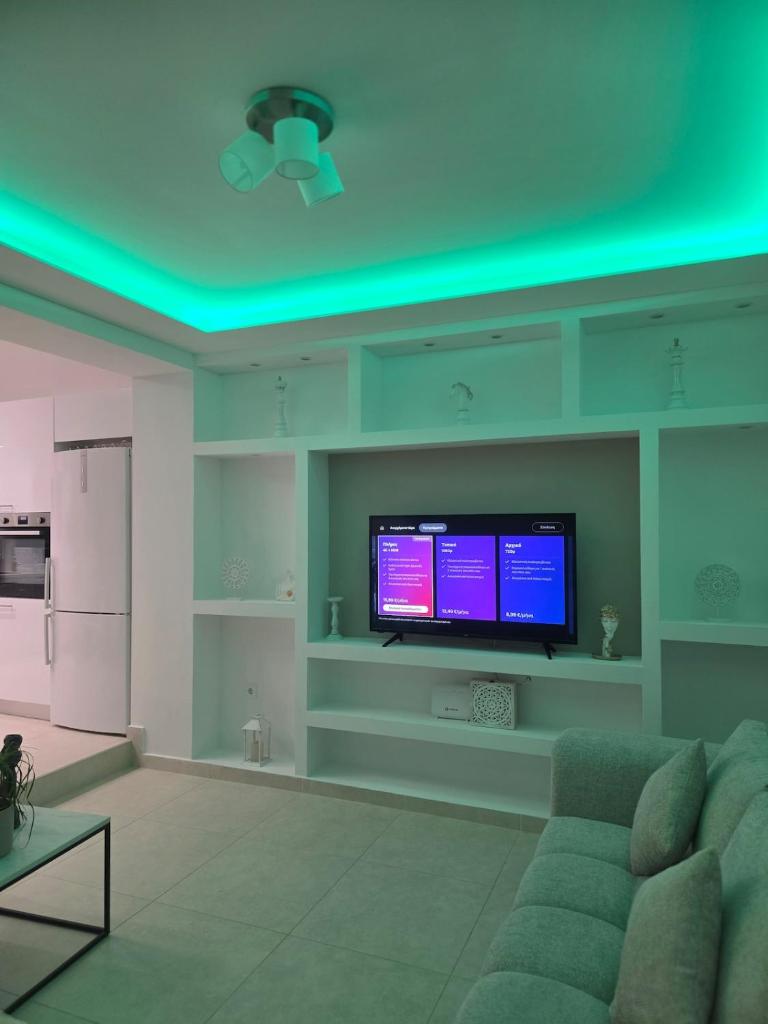 Theo Luxury House 5