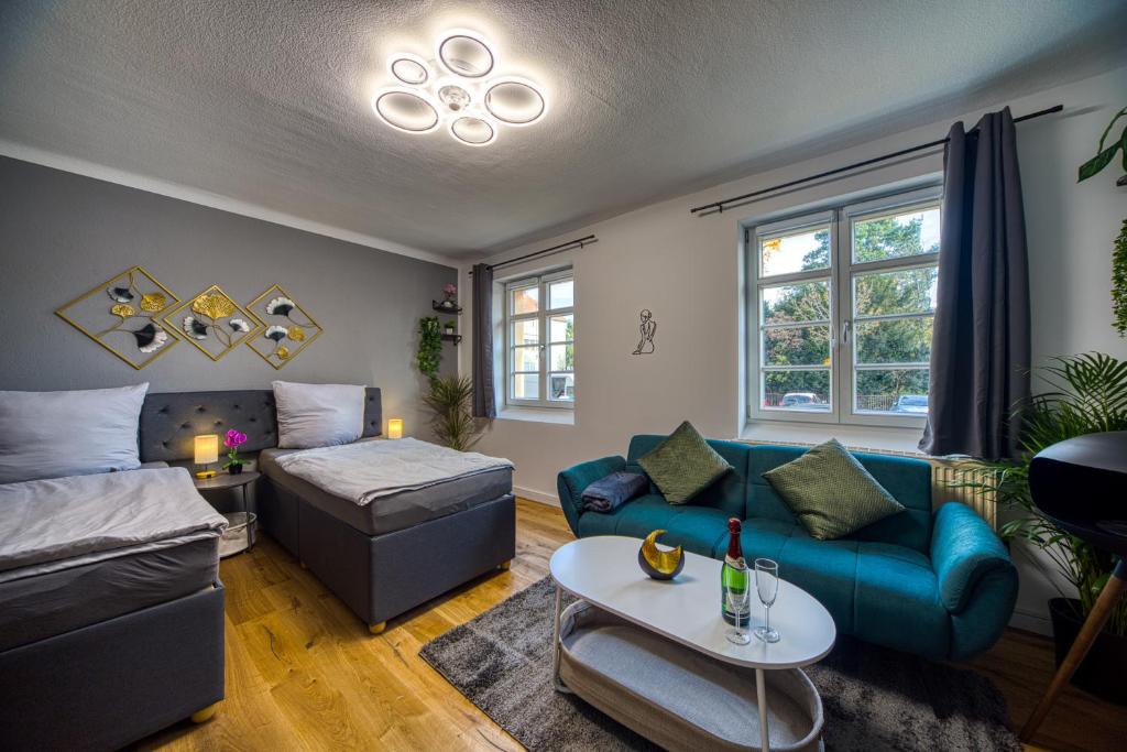 DresdenStay Modern 3 Schlafzimmer Balkon Kamin PS4 2