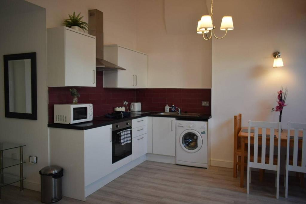 Liverpool City Stays - Economy Room Close to city centre GG 2
