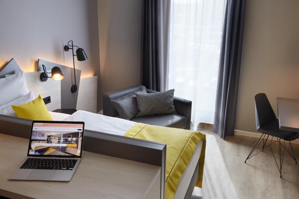 Candlewood Suites Düsseldorf Airport by IHG 2