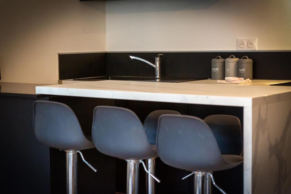 LAxelle a stylish F4 apartment in the heart of Rouen! 6