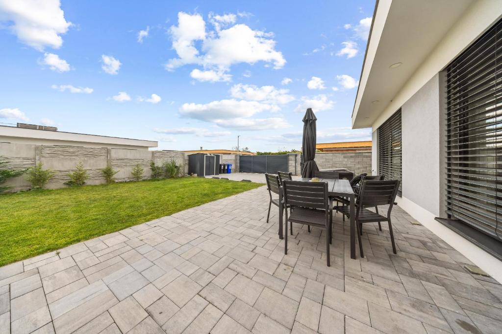 Klimatizovaný Apartmánový dom s vírivkou, 9B 7