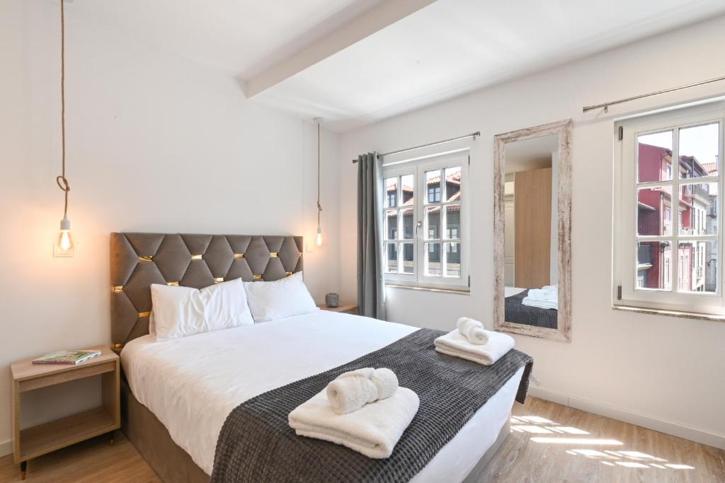 Largo da Praça Boutique Studios in Braga Center by Sé Apartamentos 2