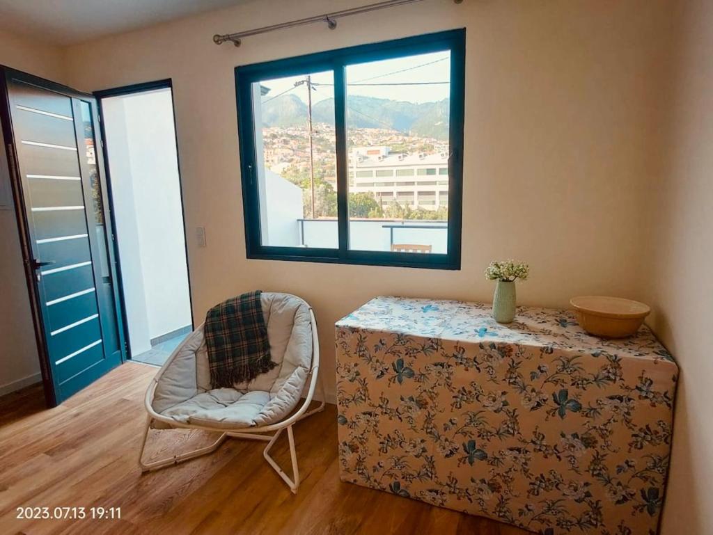 Apartment with Mountain View 4