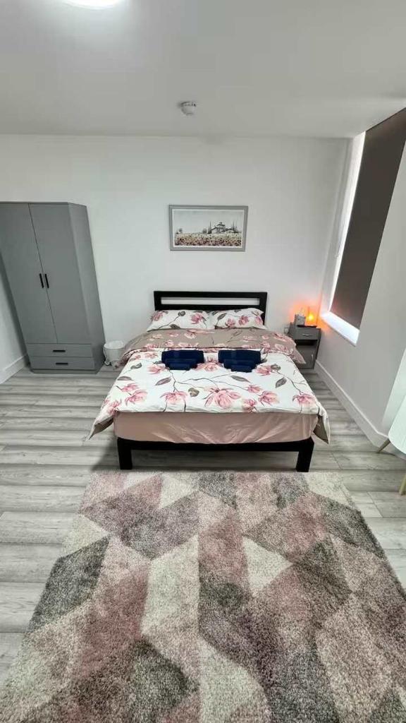 Explore Cardiff - Stylish Studio Apartment Near City Centre 5