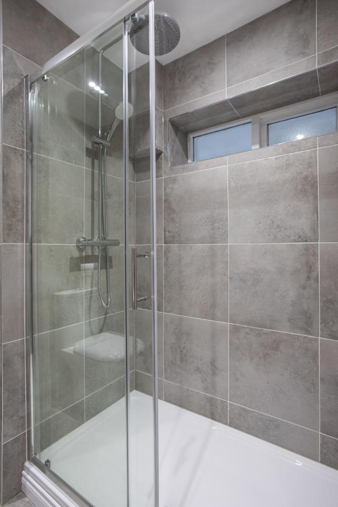 Luxury, Sleeps 6, City Centre 3