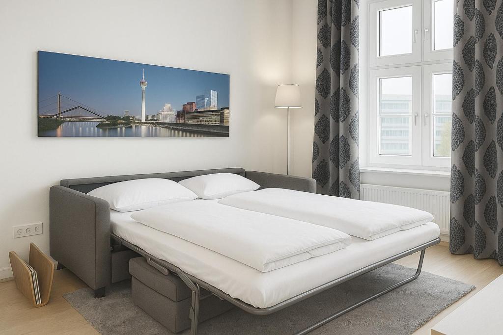 THE RED - Living Suites by the Rhine 7