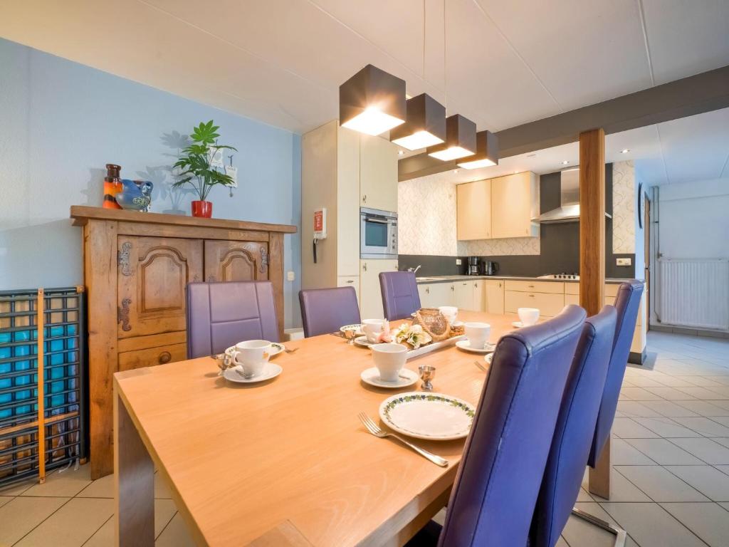 Serene Holiday Home in Ulestraten with Terrace 5