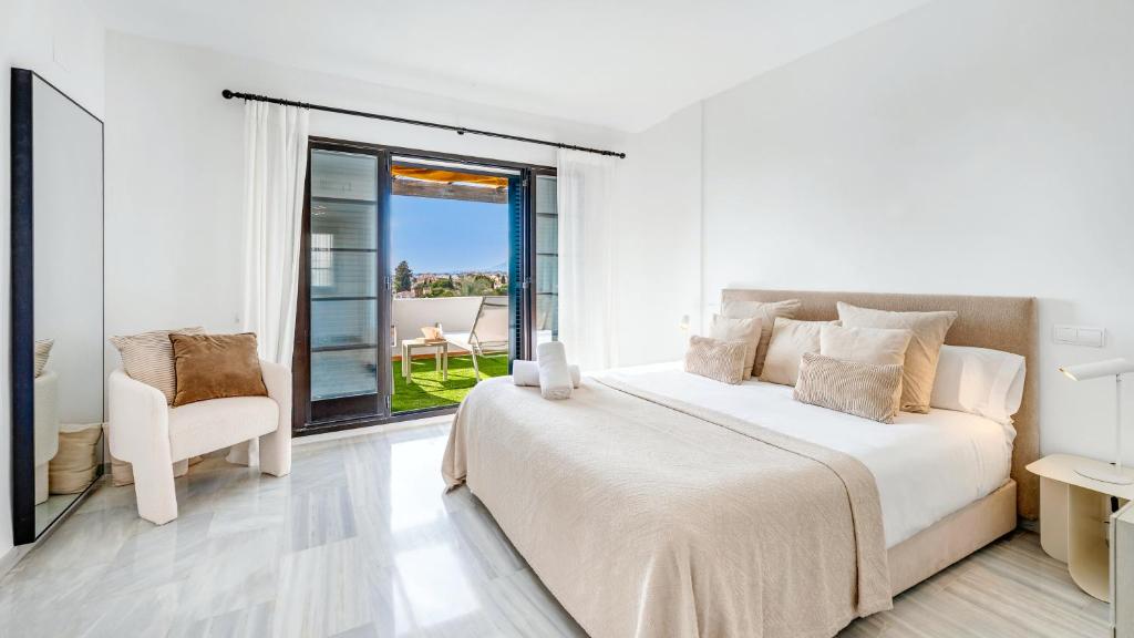 VACATION MARBELLA I Aldea Blanca, Luxury Duplex, Sea View, BBQ Grill, 24-7 Security, Walking Distance to Puerto Banus 8