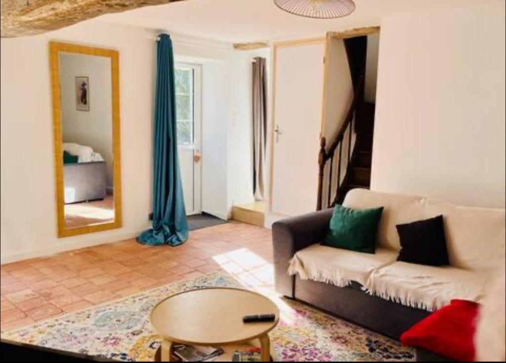 Charmante maison avec jardin dans le cœur de Savennières 6