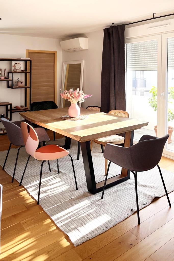 Chez Marlay, centre ville , 3 chambres , clim