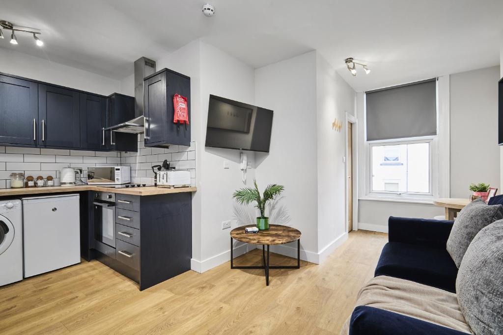Kendal Lane Apartments 2