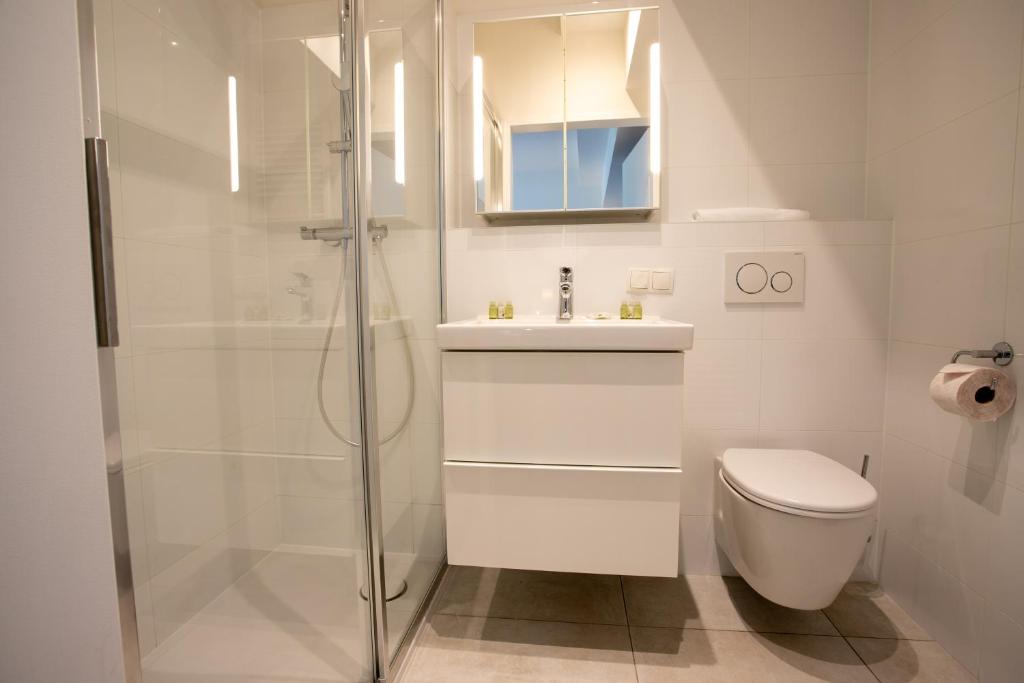 Cube Apartments by Wiener Stadthalle & U3 Metro 3