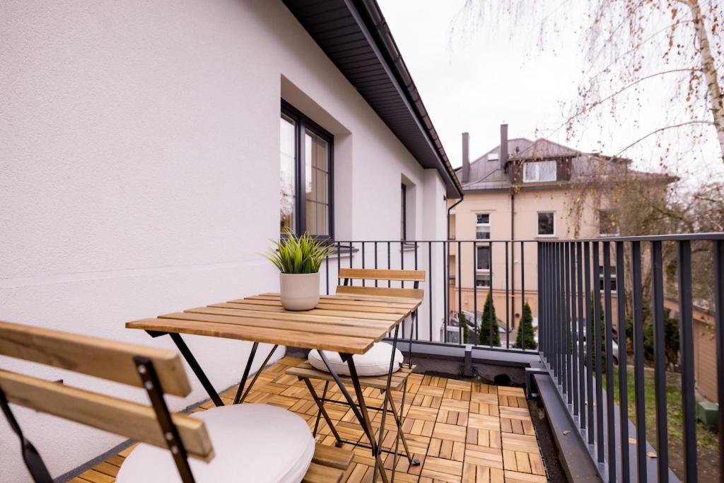 Nordic Apartment in Kaunas Old Town Area and Balcony 6
