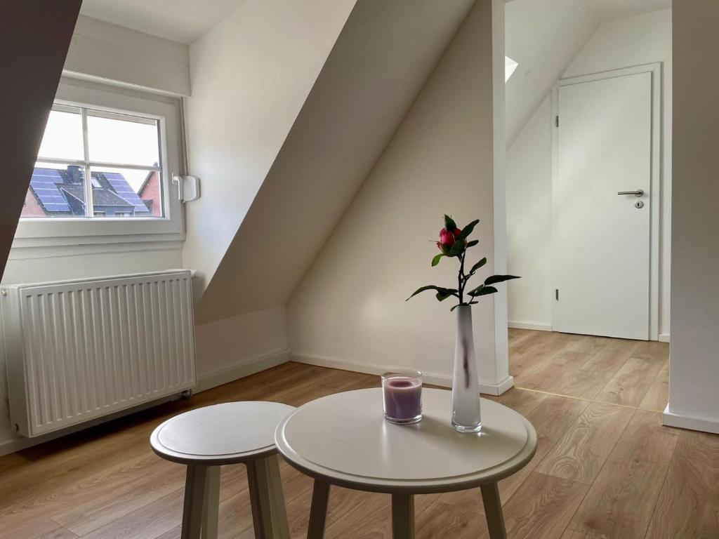 Ruhiges und citynahes Dachgeschoss-Nest 4