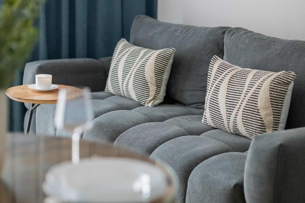 Stylish Apartment in Browary Warszawskie with Air Conditioning & Parking by Noclegi Renters 7