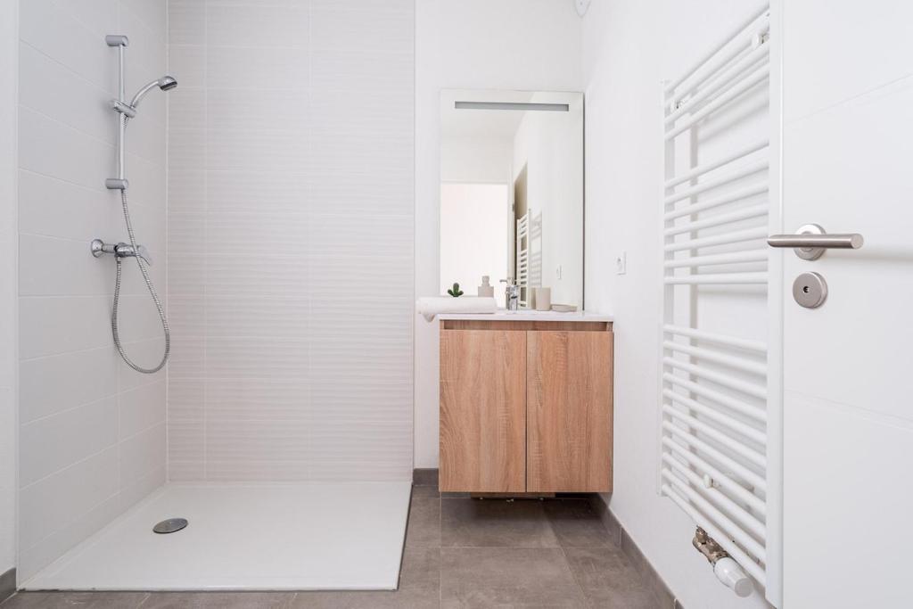 Maison Spacieuse avec Jardin Privé 3 Chambres Parking Gratuit 15 min Toulouse 8