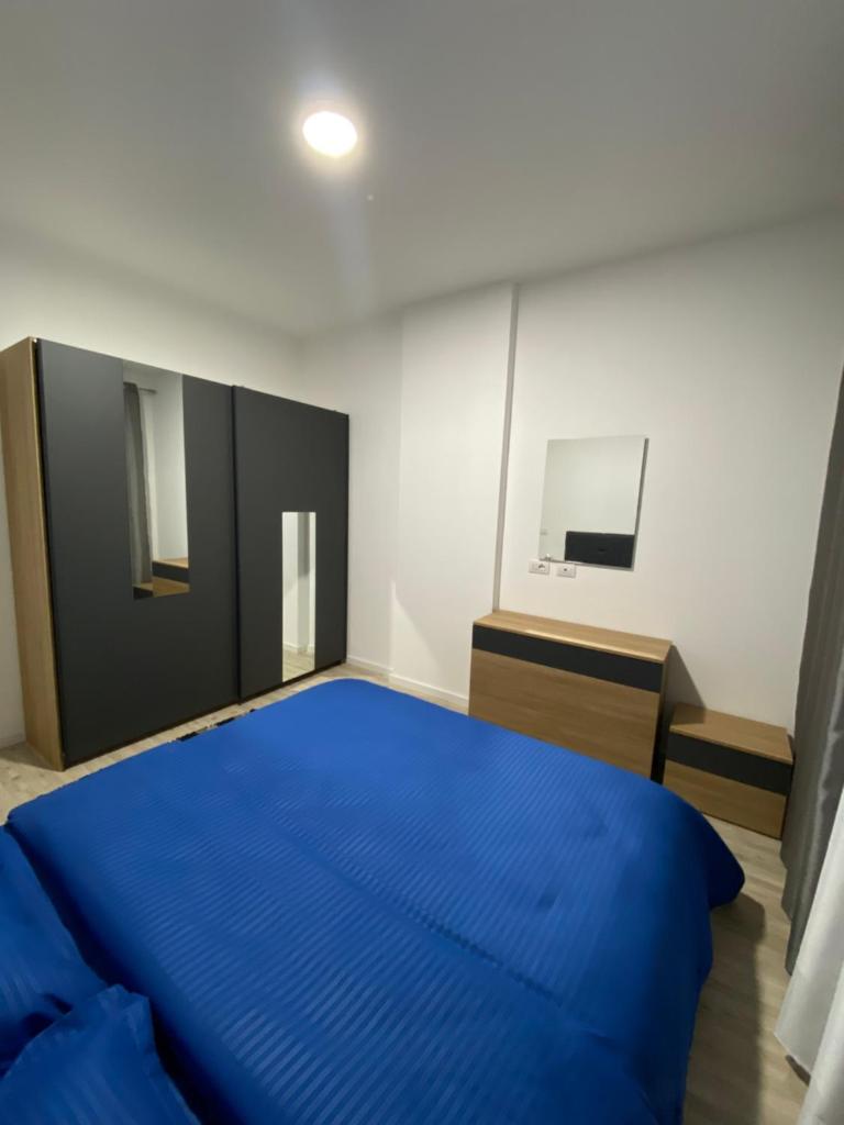Next Day Apartment 7