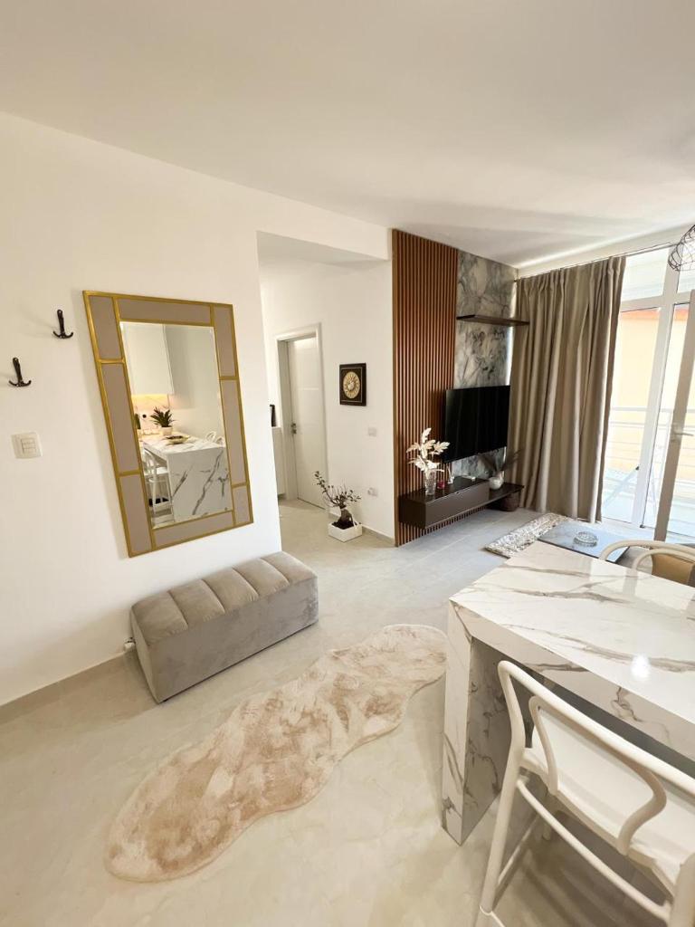 Azure Dream Apartment 5
