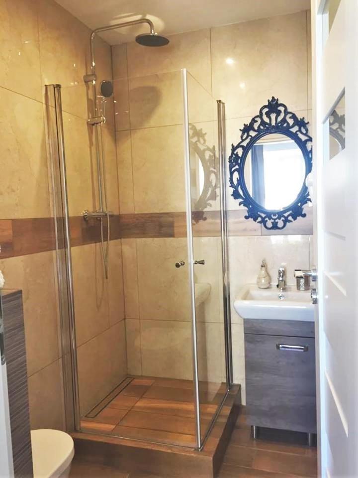 Apartmenty Mariacka 20 -Self Check-In 24h -Głośniej w weekendy - Noisy on the weekend 4