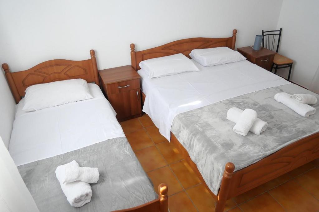 Summer House -Room for 5 people in 1st Floor - J 7