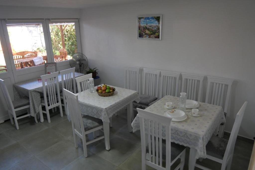 Summer House -Room for 5 people in 1st Floor - J 8