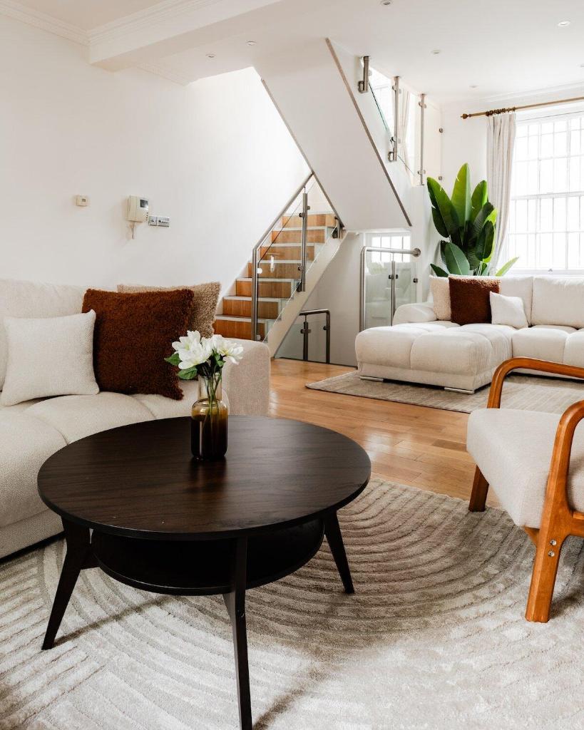 Chic City House | Hyde Park & Oxford St. 8