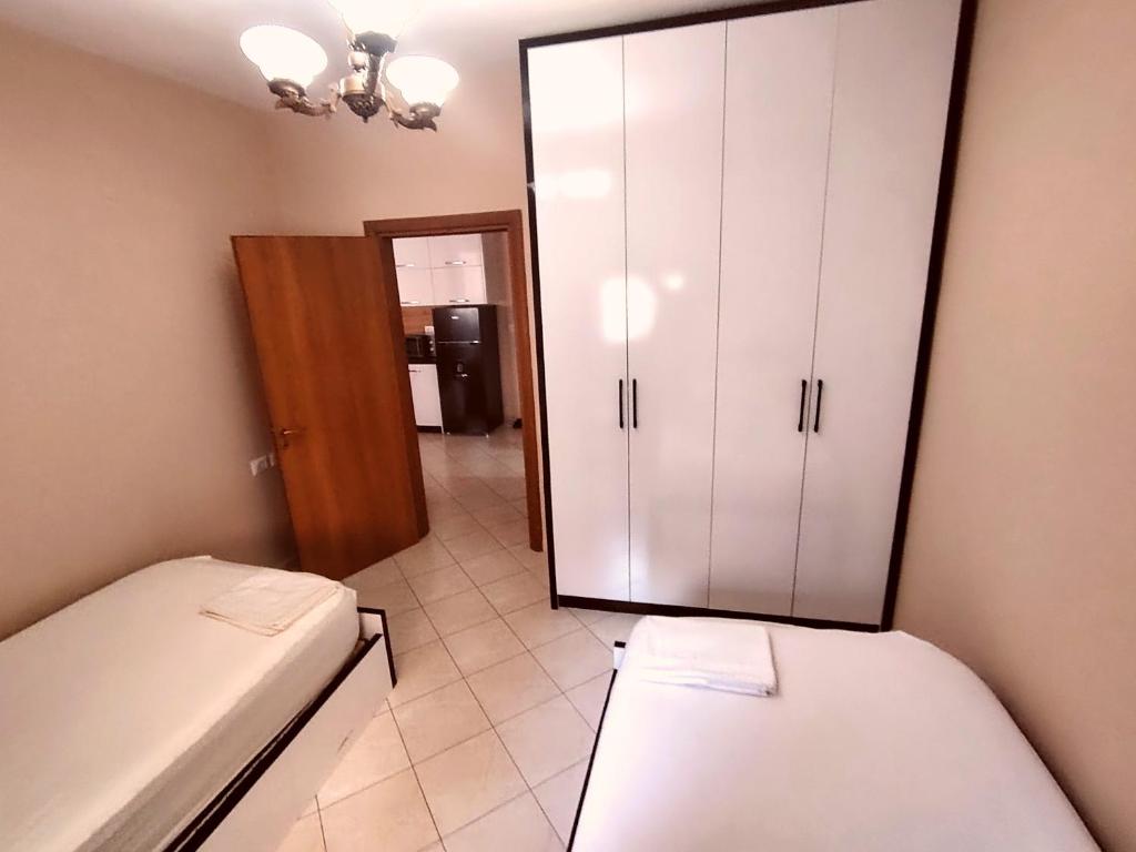 Central Park Station Apartment 4