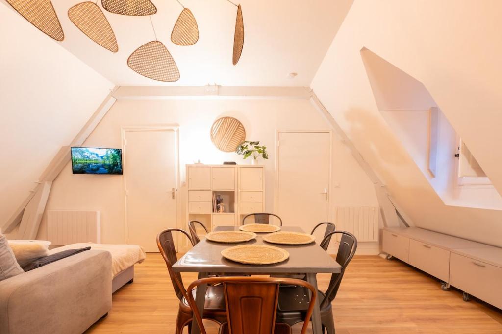Historic Rennes Cozy apartment 4