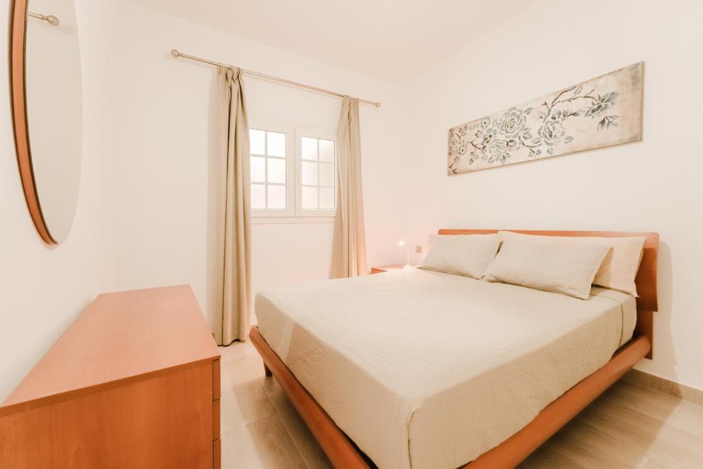 Apartment Old Town Reina Sofia 3 6