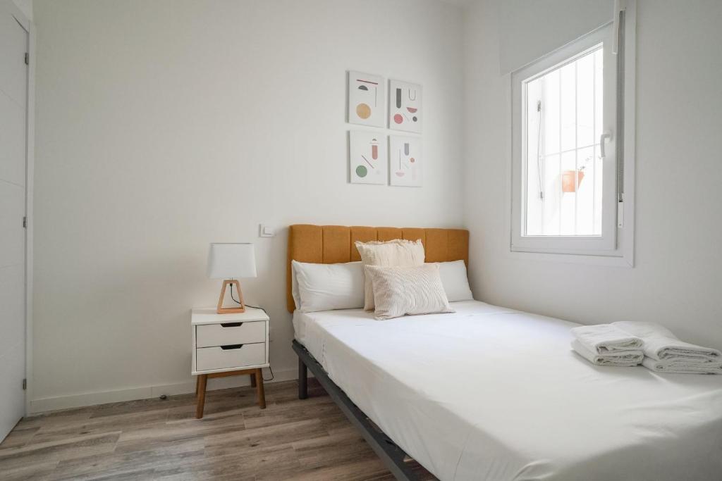 Modern and Cozy-3 Bedrooms 1 Bathroom-Delicias 6