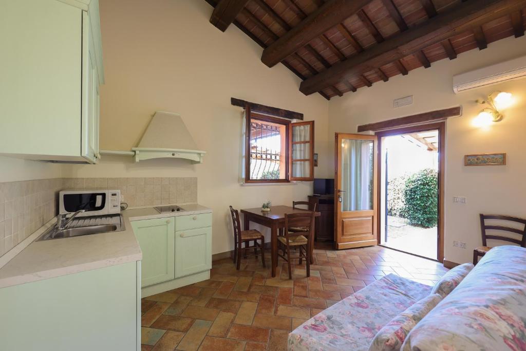 Valle del Metauro Country House 3