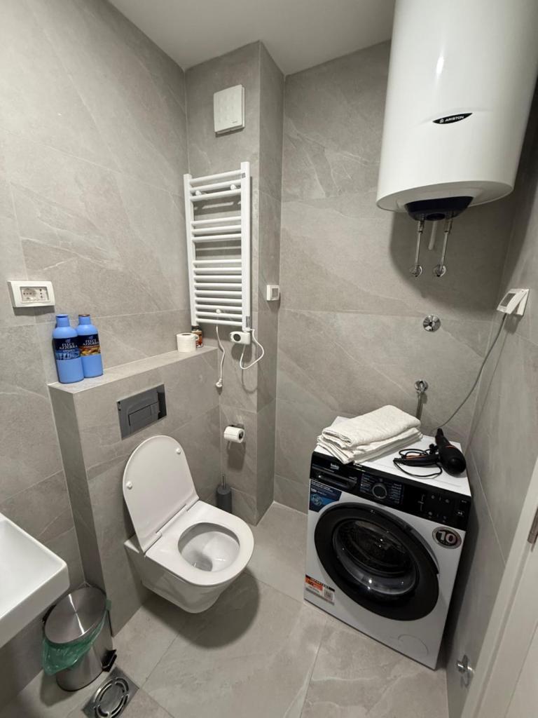 Central City Lux Apartments 3