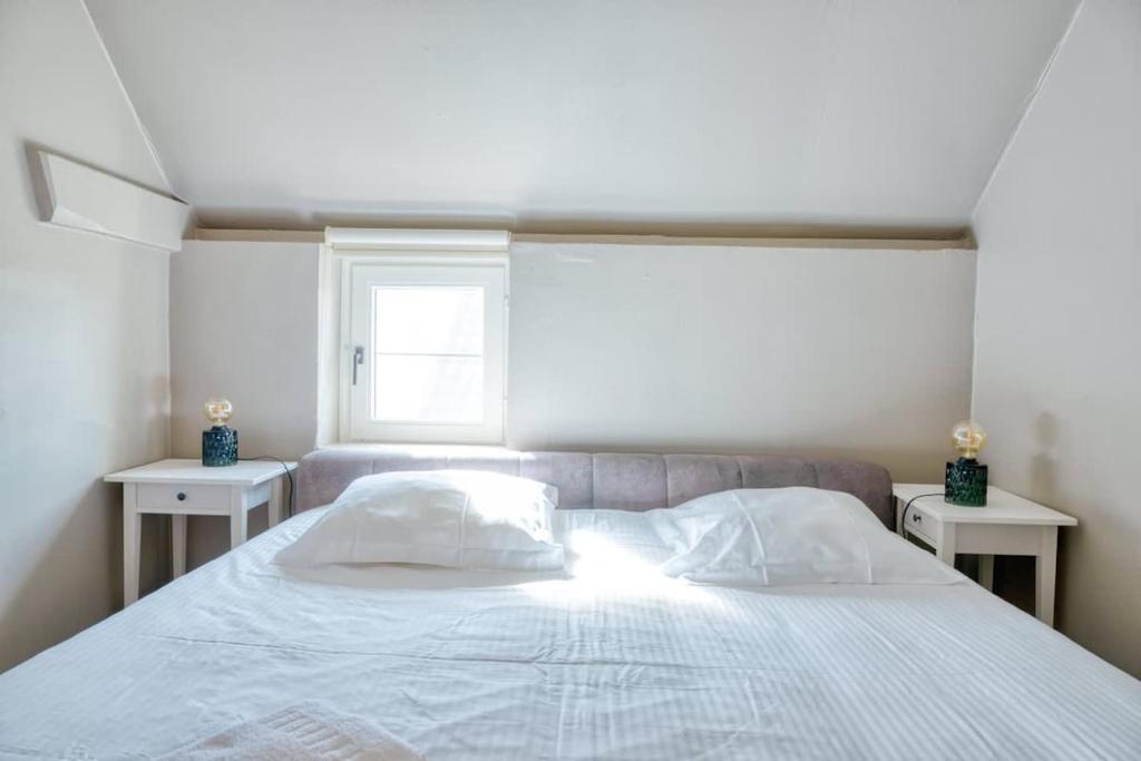 Cozy apartment with stunning view over the fields 4