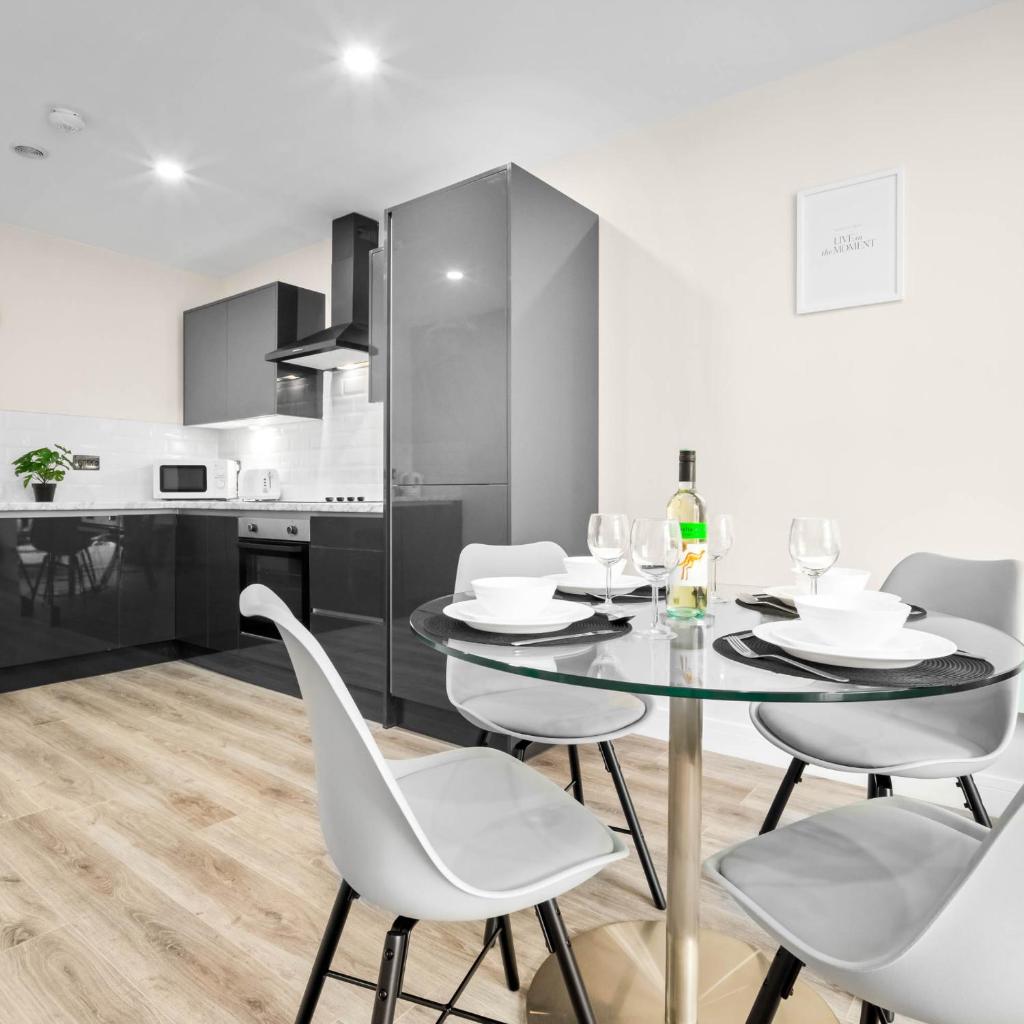 Modern 2-Bed Apartment - Jewellery Quarter - Fast Wi-Fi - Netflix 5AH 5