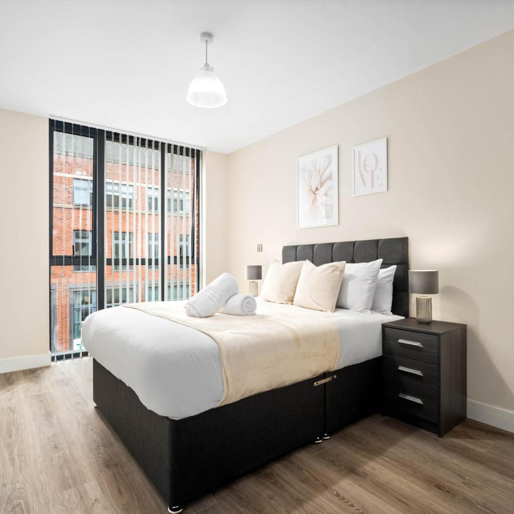 Modern 2-Bed Apartment - Jewellery Quarter - Fast Wi-Fi - Netflix 5AH 4