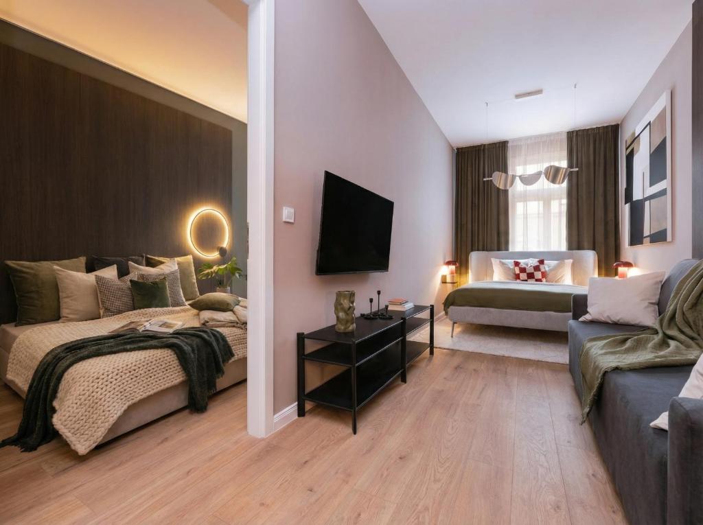 TurnKey I Antonin Dvorak Apartments 4