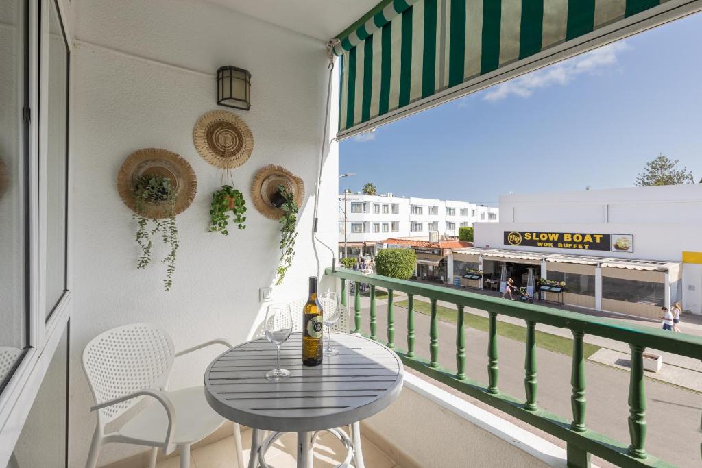 Home2Book Corralejo Main Walkway Studio 2