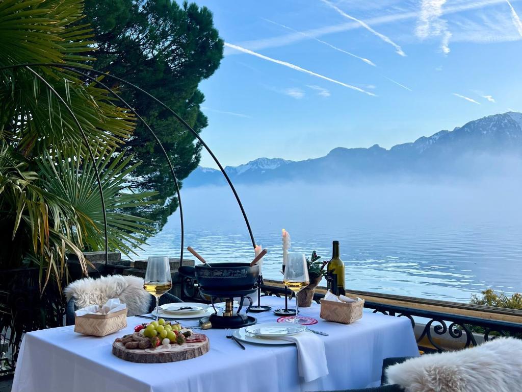Montreux Luxury Suite