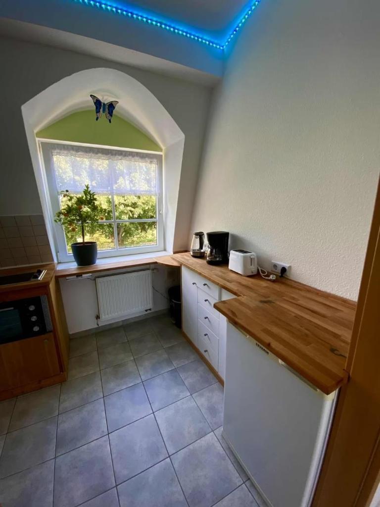 Schön gelegene und gemütliche Ferienwohnung am Weserufer 2