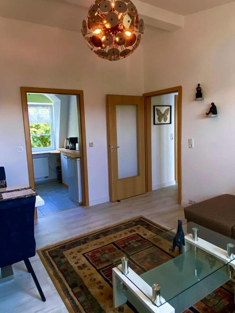 Schön gelegene und gemütliche Ferienwohnung am Weserufer 3