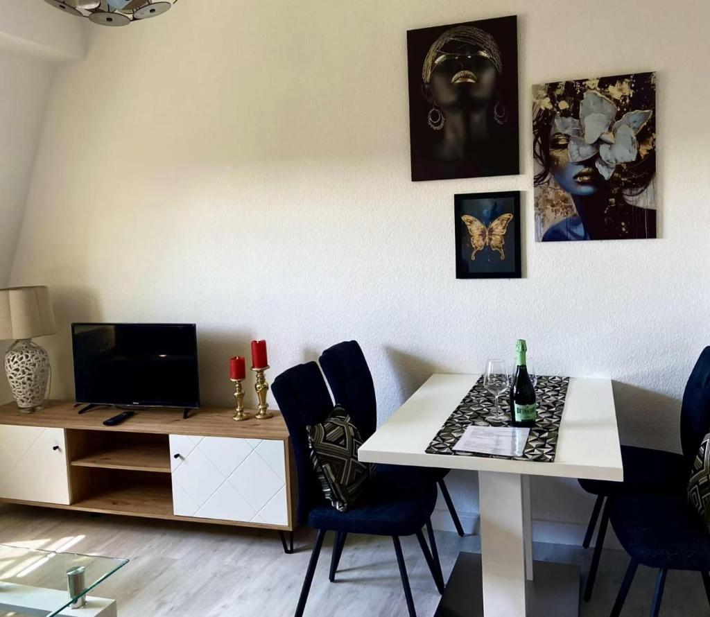 Schön gelegene und gemütliche Ferienwohnung am Weserufer 7