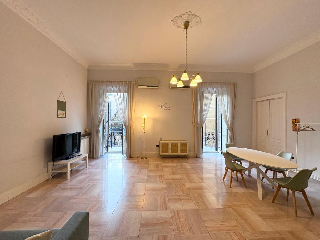 Residenza Castel dell'Ovo 5