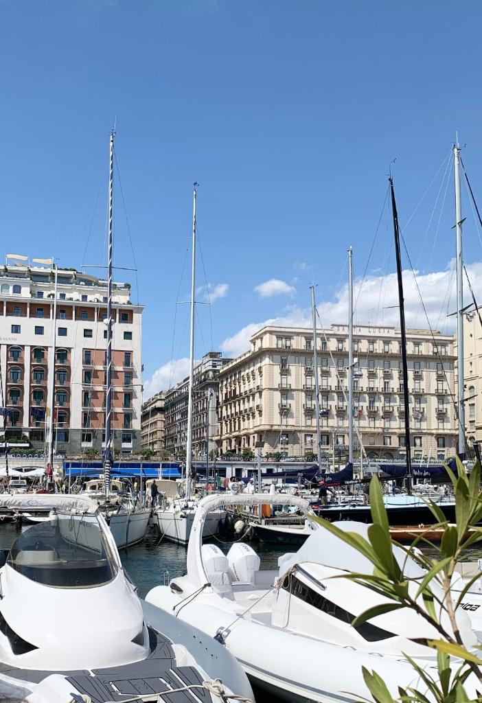 Residenza Castel dell'Ovo 6