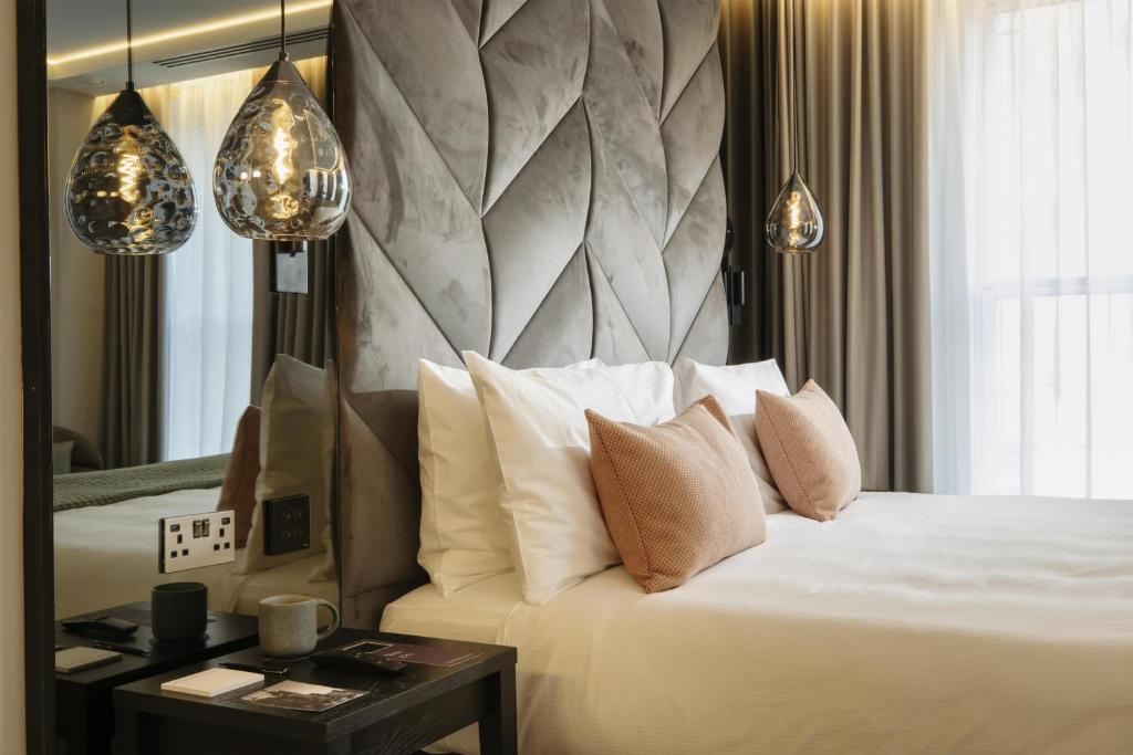 The Wellington Glasgow by Adina 8